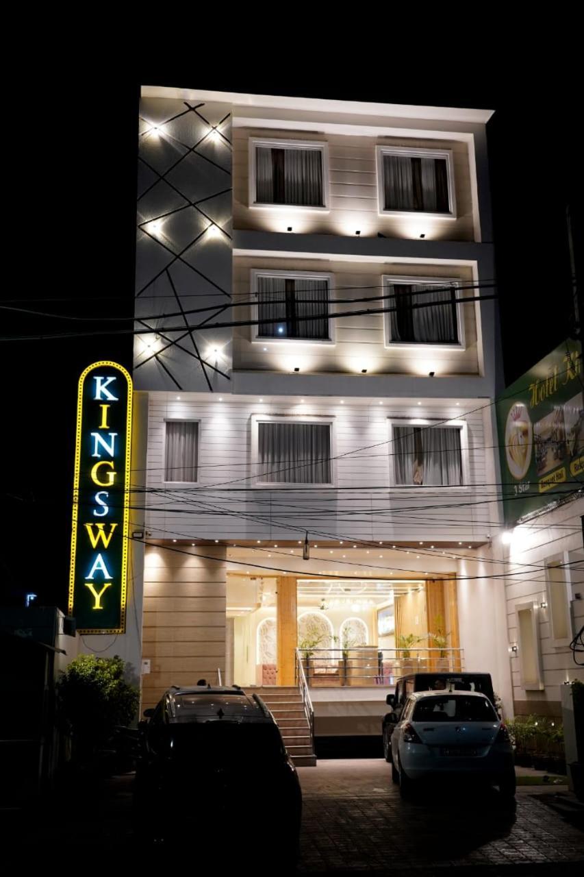 Hotel King'S Way Амритсар Экстерьер фото